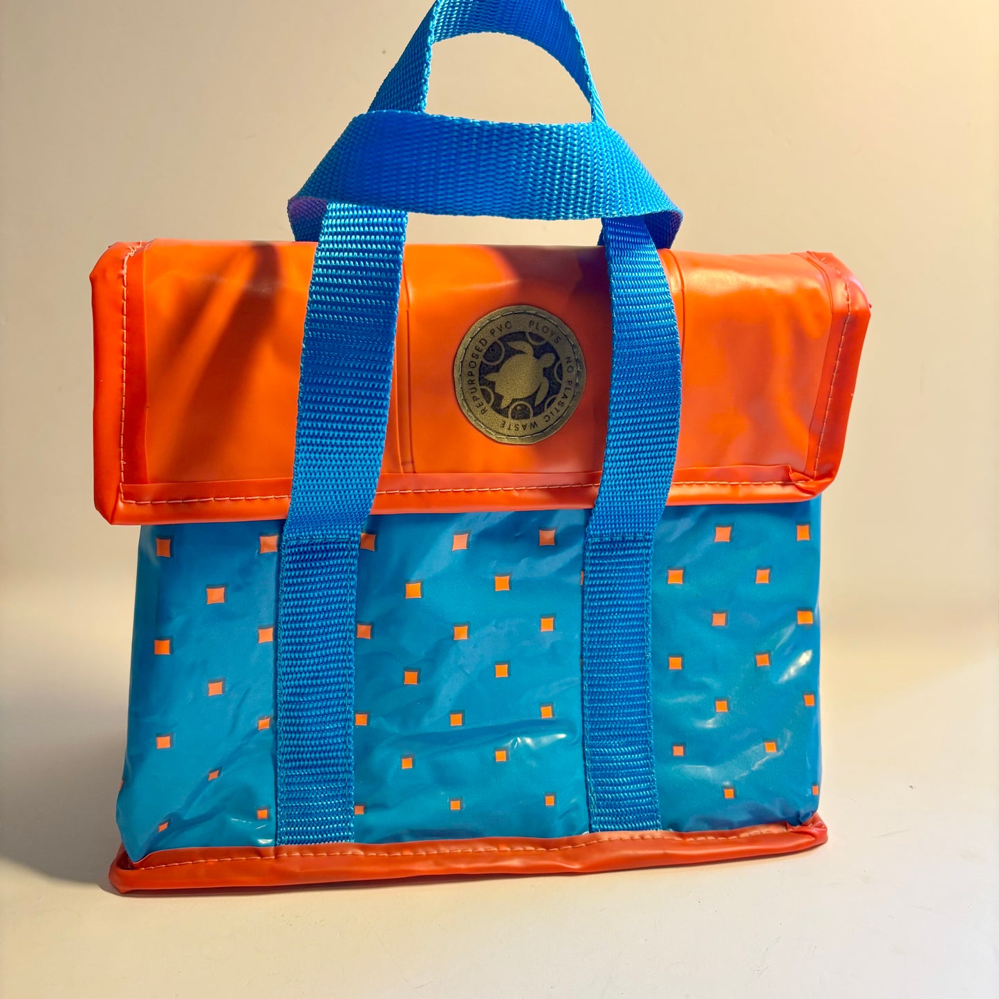 Lunch Bags insulated - Recycled inflatables