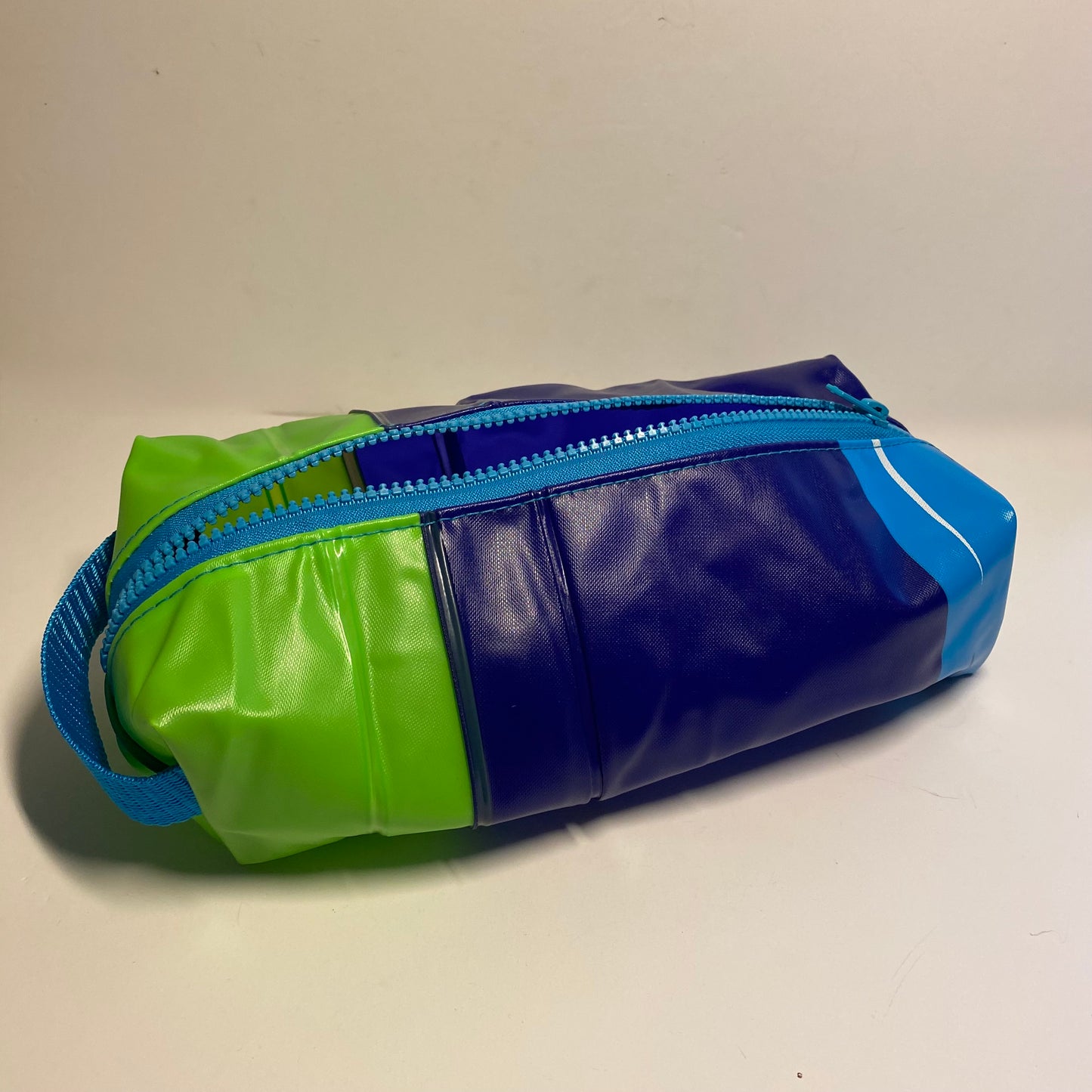 Eco-Friendly Wash Bag – Sustainable Zipper Box Pouch Made from Upcycled Pool Inflatables | Waterproof Travel Pouch