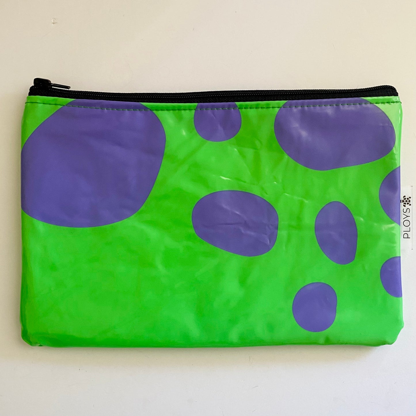 Wet Bag Medium, Dry Bag, Zippered Pouch - Recycled inflatables
