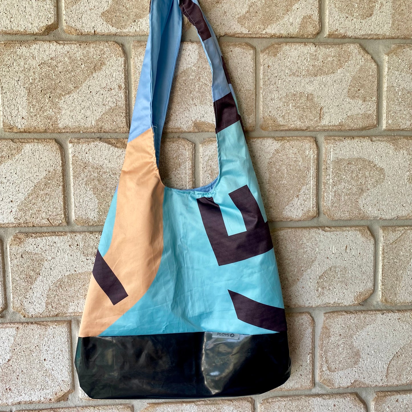 shoulder bag recycled market flag