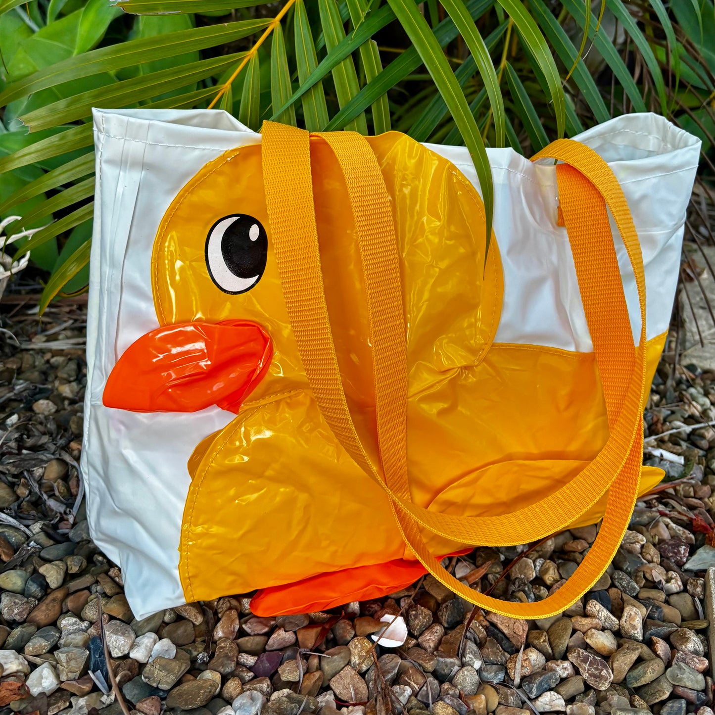 Carry-All Beach Bag Medium – Sustainable Tote Made from Upcycled Pool Inflatables | Eco-Friendly Waterproof Bag