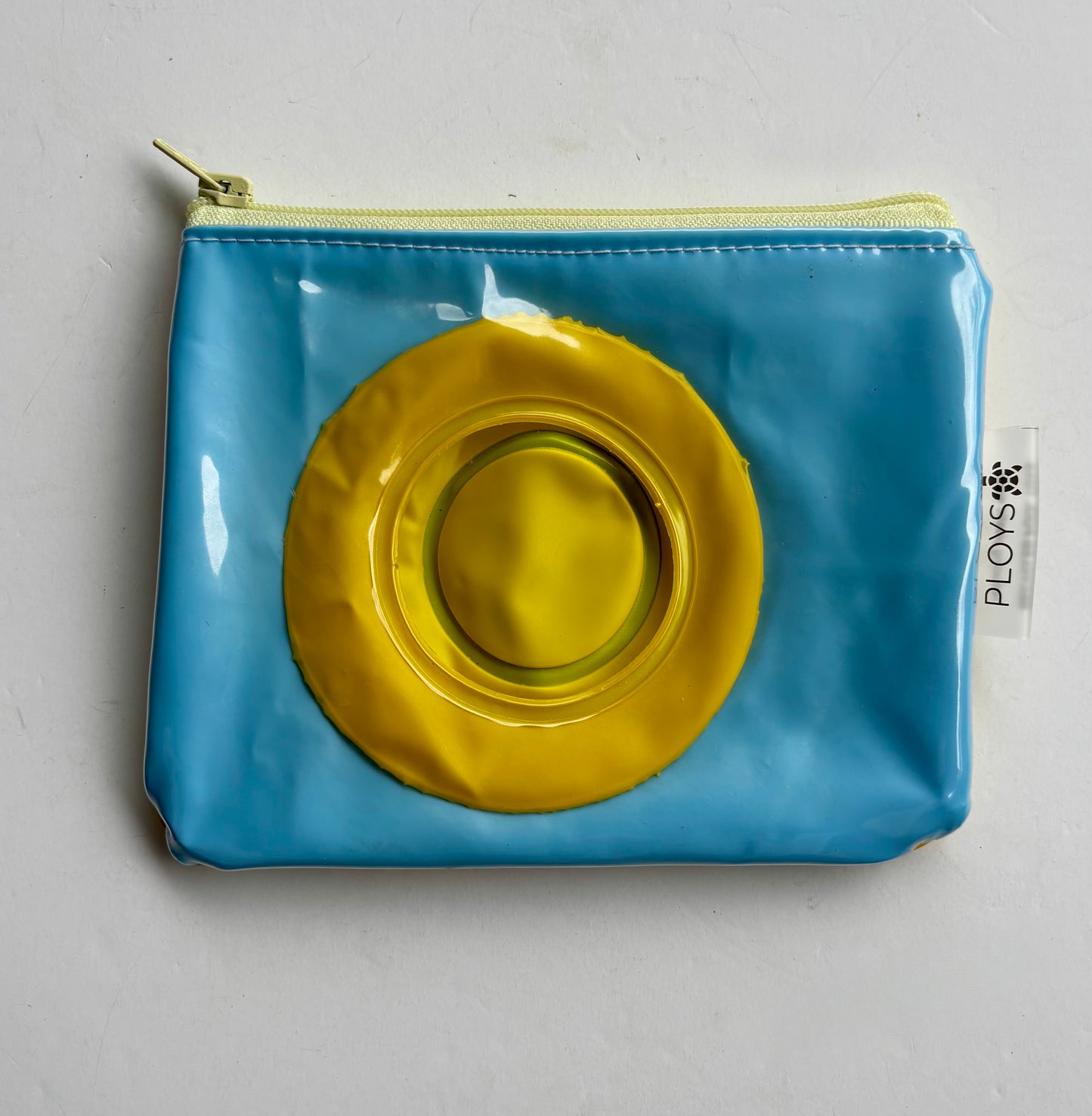 Wet Bag Small – Zippered Pouch from Upcycled Pool Inflatables