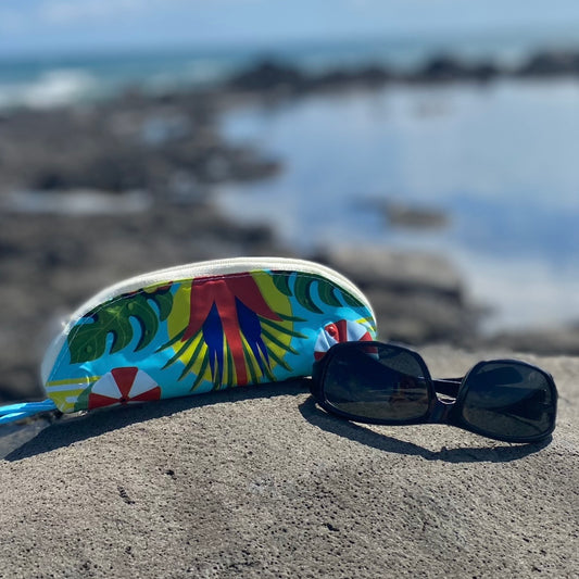 Sustainable Soft Glasses Case – Eco-Friendly Eyewear Case Made from Upcycled Pool Inflatables