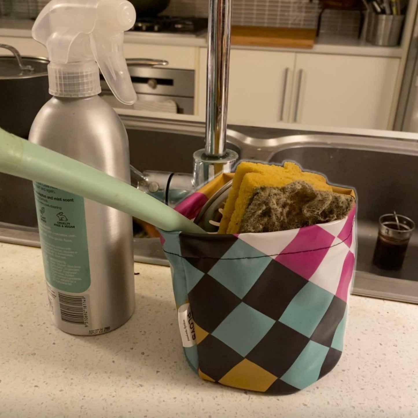 Sustainable Plant Pots & Storage Baskets – Upcycled from Pool Inflatables