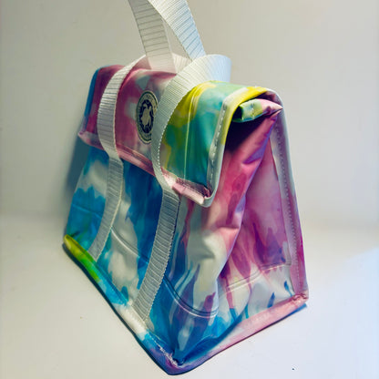 Lunch Bags insulated – Eco-Friendly Lunch Bag Made from Upcycled Pool Inflatables and Ice Blankets