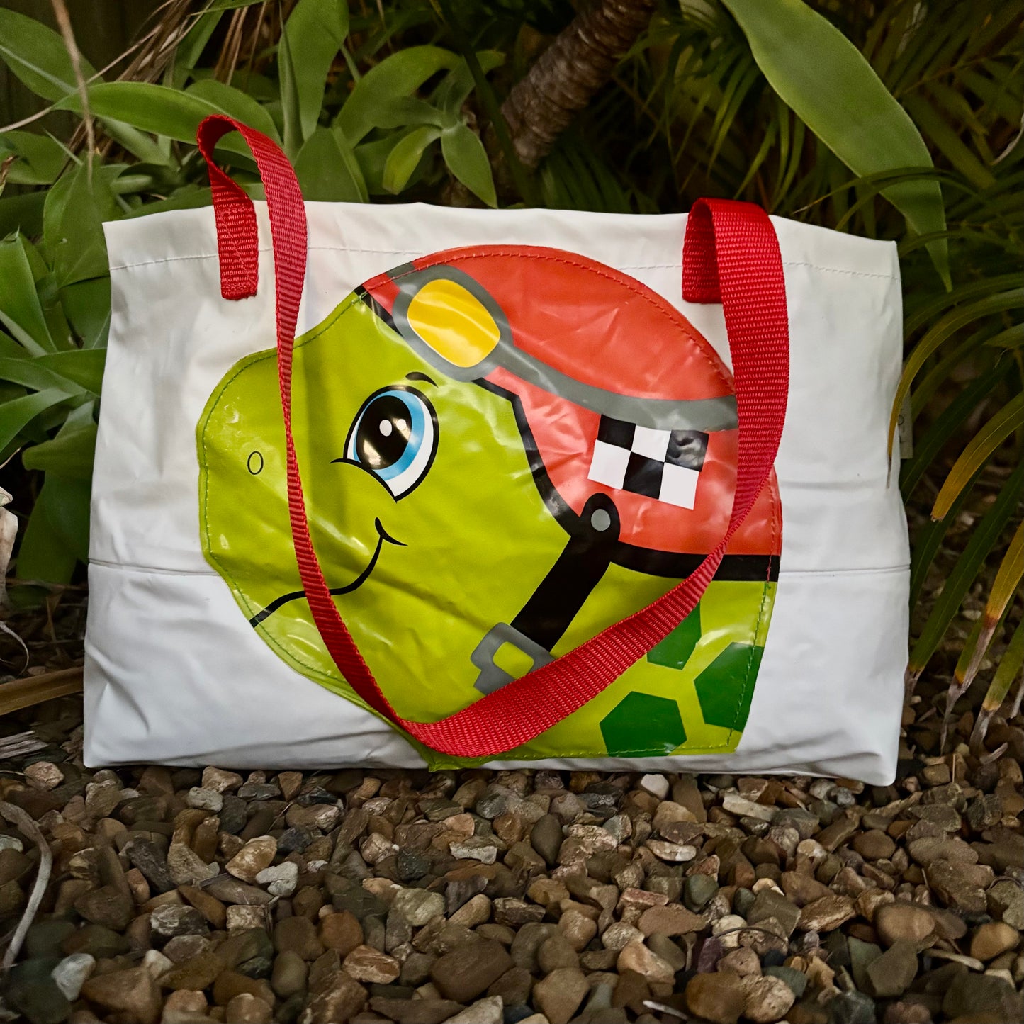 Carry-All Beach Bag Medium – Sustainable Tote Made from Upcycled Pool Inflatables | Eco-Friendly Waterproof Bag