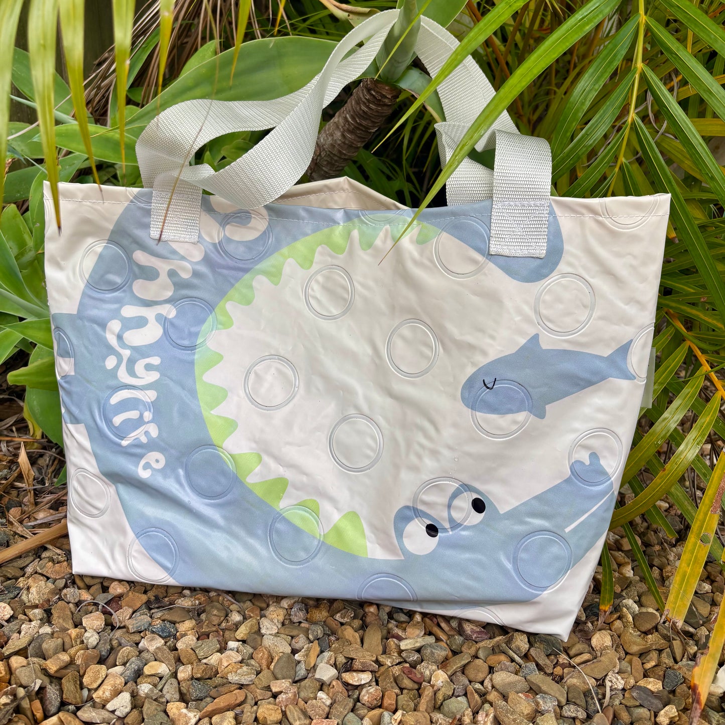 Carry-All Beach Bag Large – Sustainable Tote Made from Upcycled Pool Inflatables | Eco-Friendly Waterproof Bag