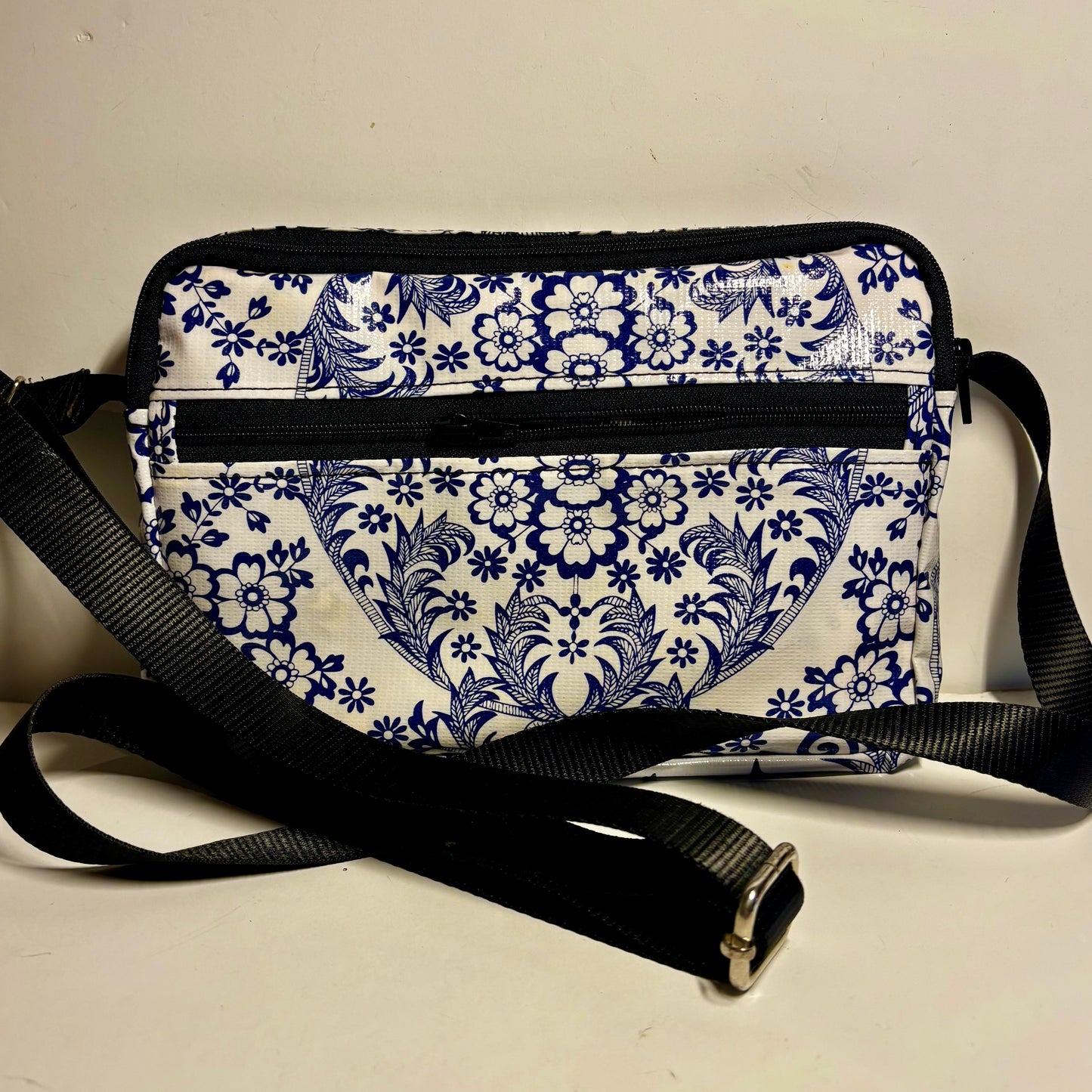 Cross Body Bag, Hand Bag - Recycled inflatables