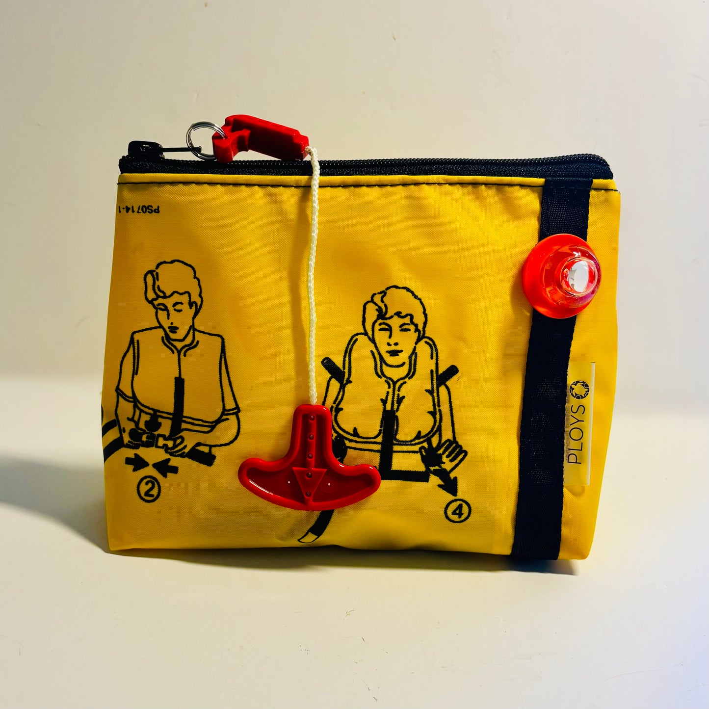 Eco-Friendly Cosmetics Purse – Sustainable Toiletry Bag Made from Upcycled Pool Inflatables | Waterproof Travel Pouch