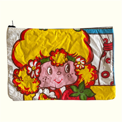 Wet Bag Medium – Eco-Friendly Purse Made from Upcycled Pool Inflatables | Unique Wet Bag