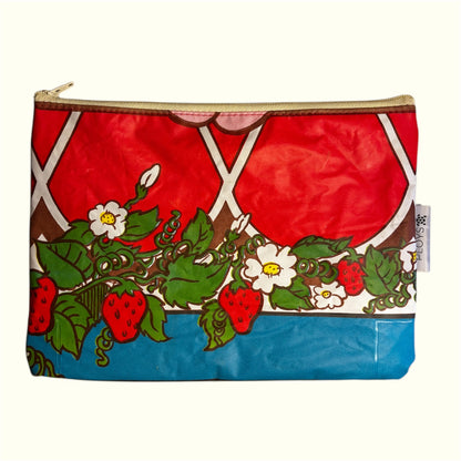 Wet Bag Medium – Eco-Friendly Purse Made from Upcycled Pool Inflatables | Unique Wet Bag