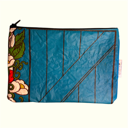 Wet Bag Medium – Eco-Friendly Purse Made from Upcycled Pool Inflatables | Unique Wet Bag
